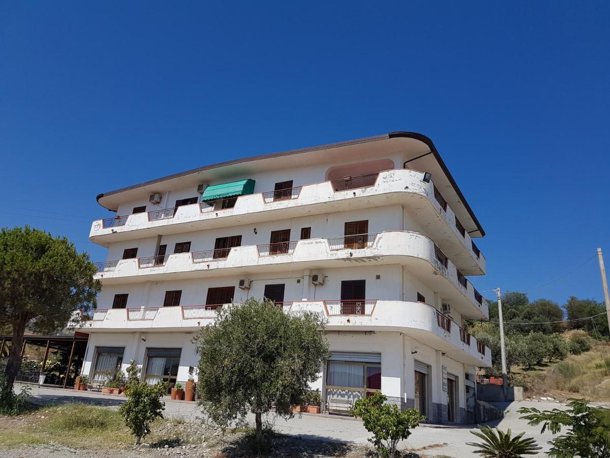 La Primula Bova Marina Exterior foto